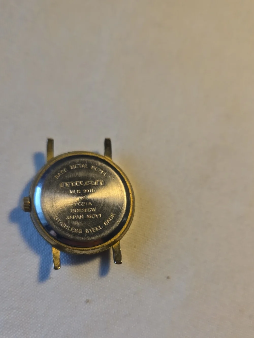 Watch Head - Name BETH ON IT. GOLD 8N COL8R